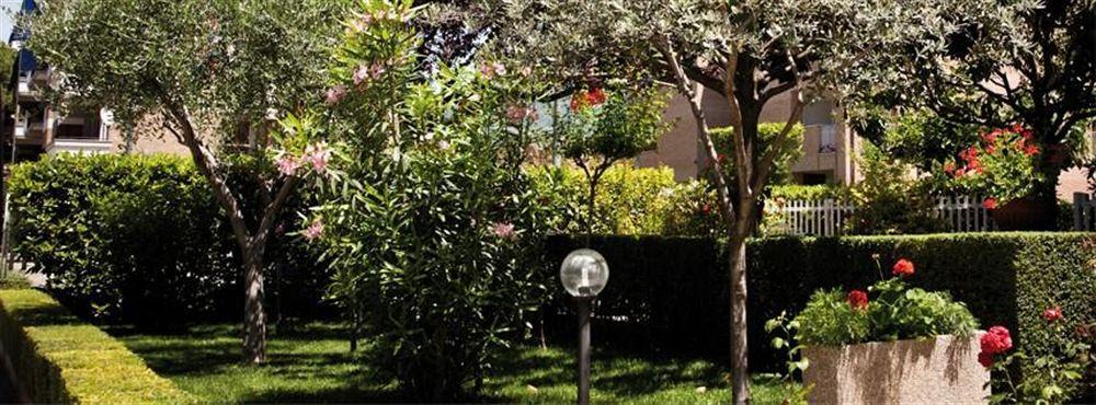 Hotel Vignola Assisi Exteriör bild