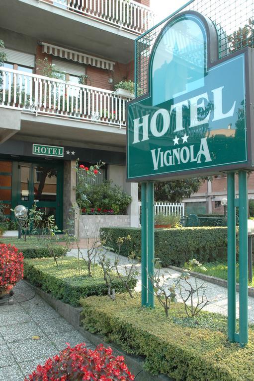 Hotel Vignola Assisi Exteriör bild