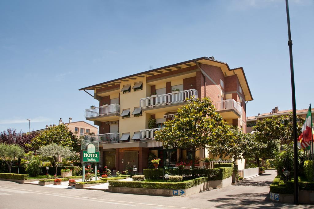 Hotel Vignola Assisi Exteriör bild
